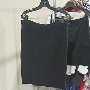 Eileen Fisher Black Wool Pencil Skirt Size medium